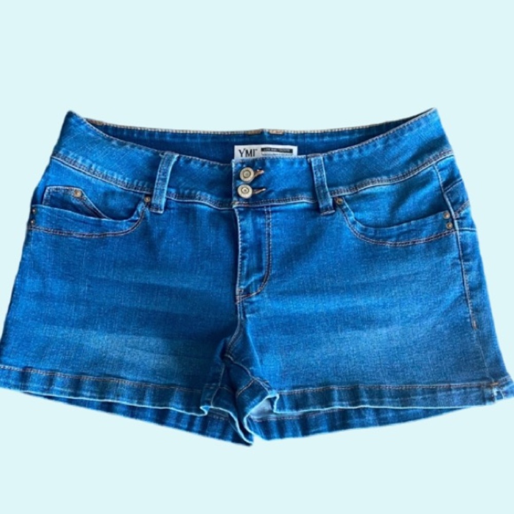 YMI Stretch Low Rise Jean Shorts Wanna Betta Butt?